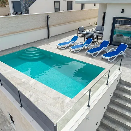 Villa Marinasunbeach Angela